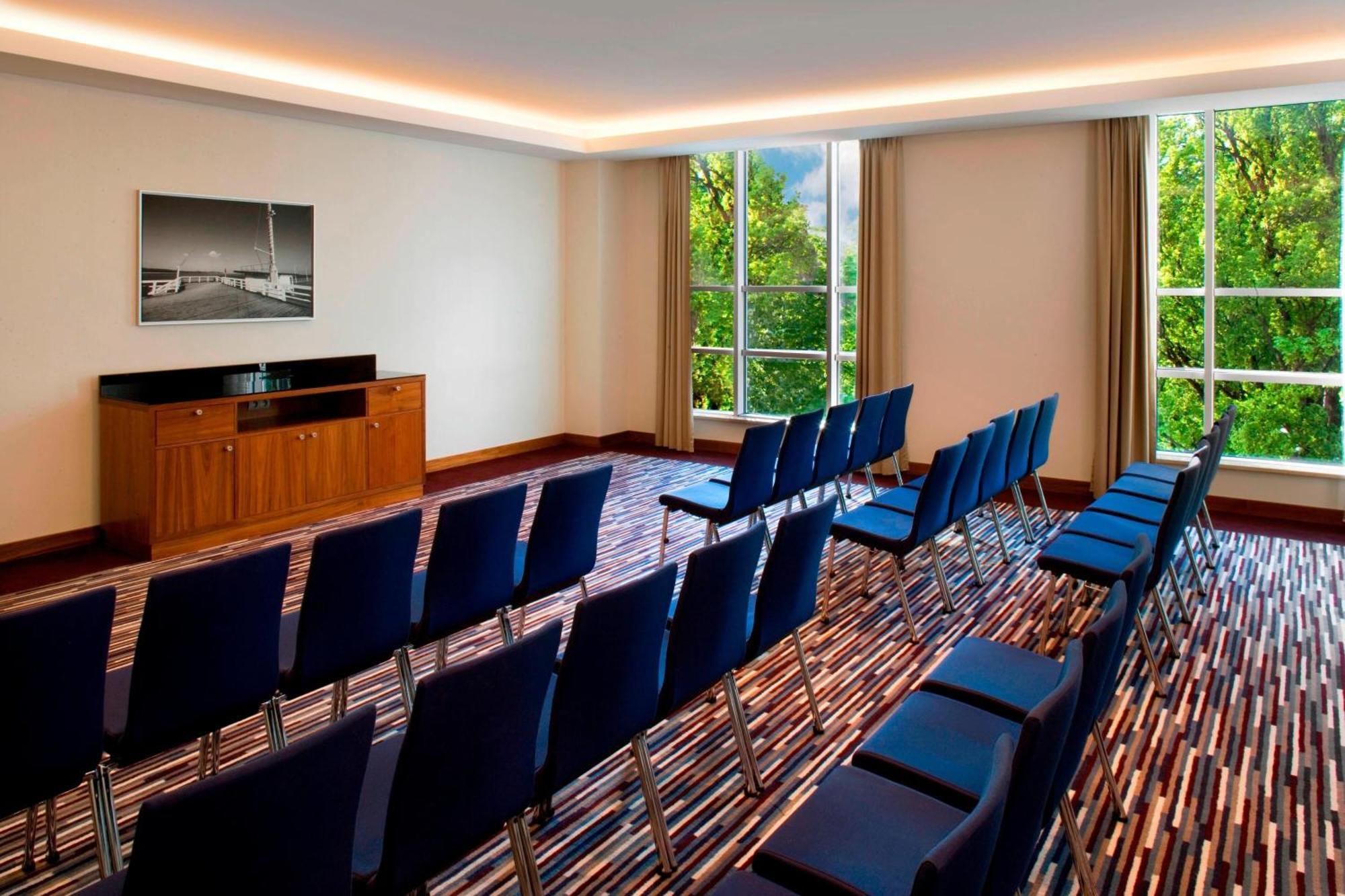 Sheraton Sopot Hotel Luaran gambar Meeting room